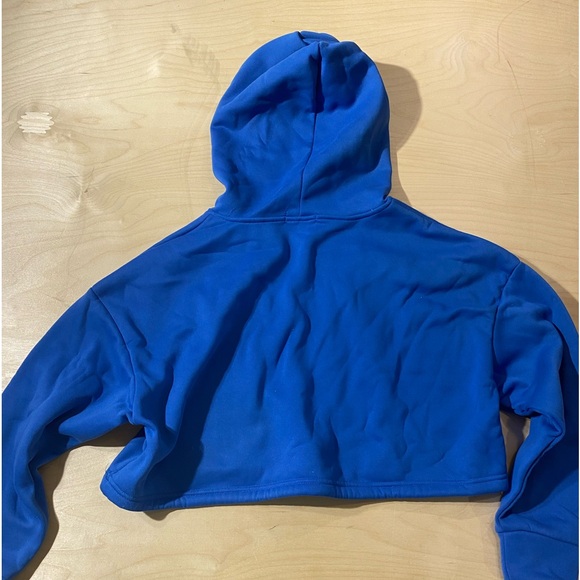 Shein Cropped Hoodie Size Medium (AO) - Picture 8 of 11